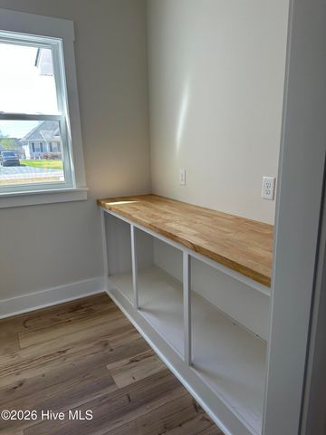 623 Winding Creek Road, Rocky Point, NC 28457