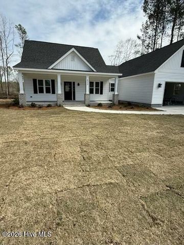 623 Winding Creek Road, Rocky Point, NC 28457