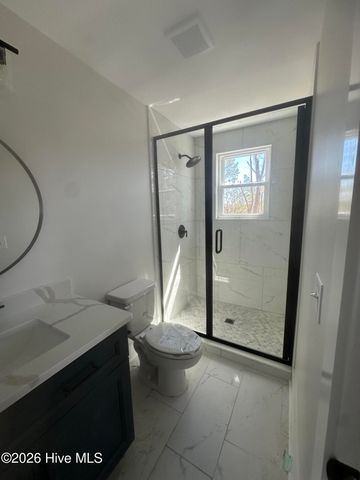 623 Winding Creek Road, Rocky Point, NC 28457