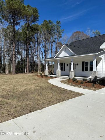 623 Winding Creek Road, Rocky Point, NC 28457