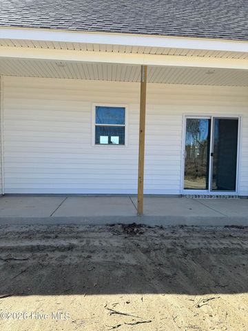 623 Winding Creek Road, Rocky Point, NC 28457