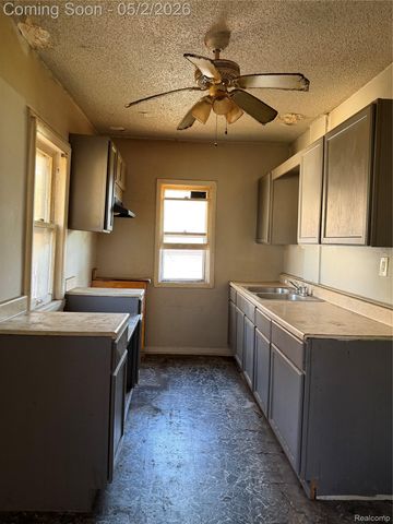 10 Perrin Street, River Rouge, MI 48218