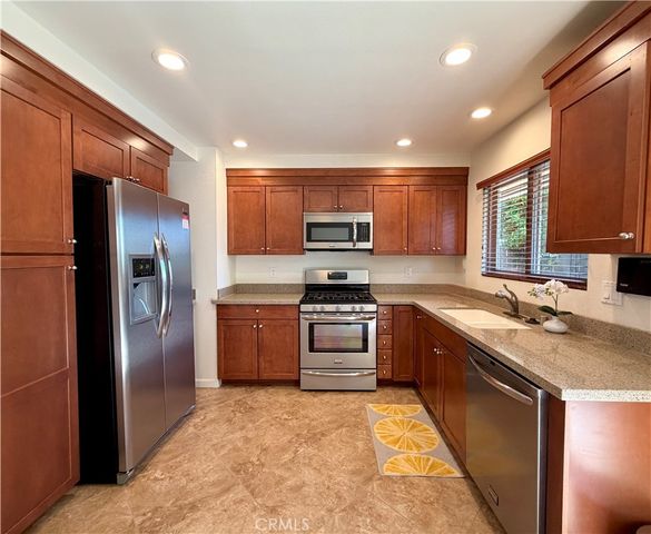 1365 Lafayette Road C, Claremont, CA 91711