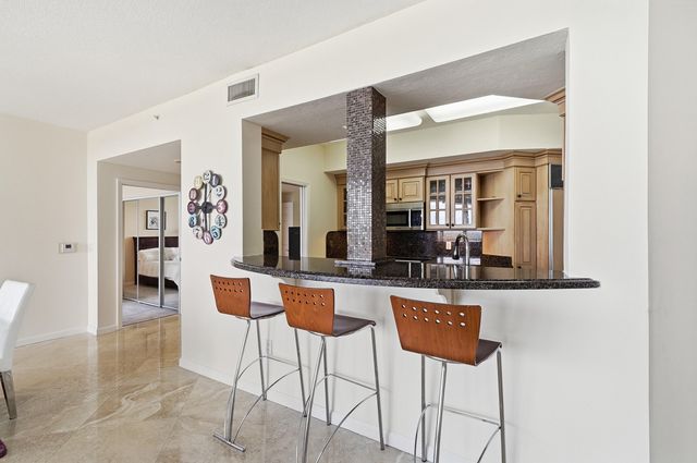 6051 N Ocean Drive 1003, Hollywood, FL 33019