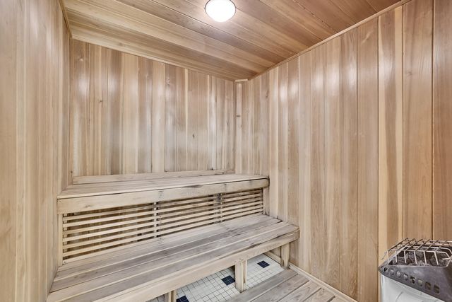 6051 N Ocean Drive 1003, Hollywood, FL 33019