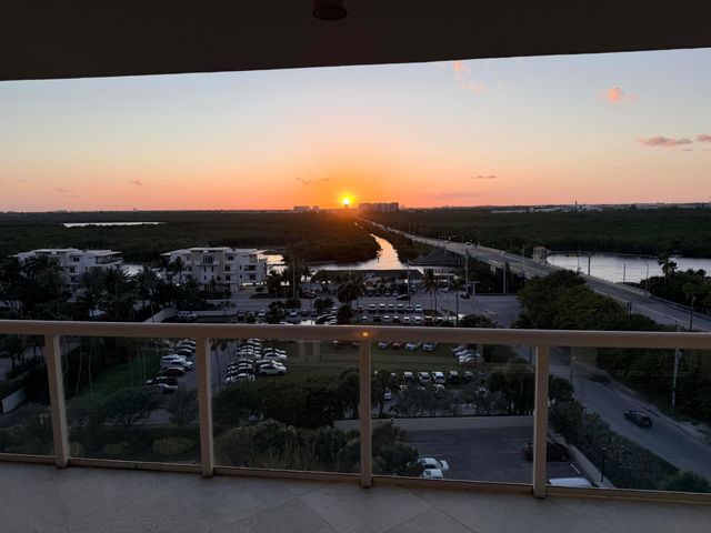 6051 N Ocean Drive 1003, Hollywood, FL 33019