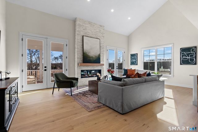 23 Summertime Circle, Stonington, CT 06379
