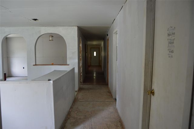 692 Cashscreek Road, Palacios, TX 77465