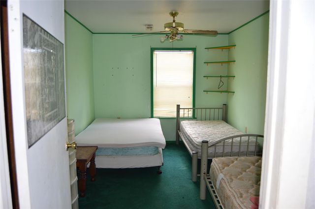 692 Cashscreek Road, Palacios, TX 77465