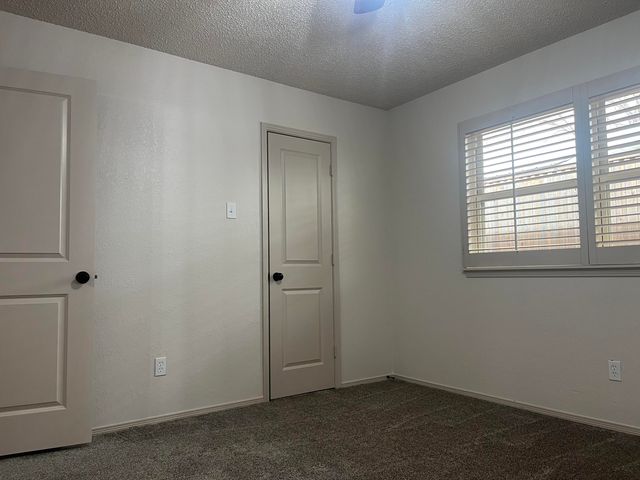 2811 78th Street, Lubbock, TX 79423