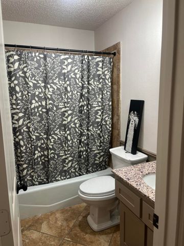 2811 78th Street, Lubbock, TX 79423