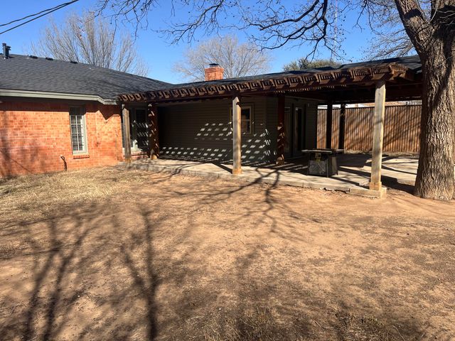 2811 78th Street, Lubbock, TX 79423