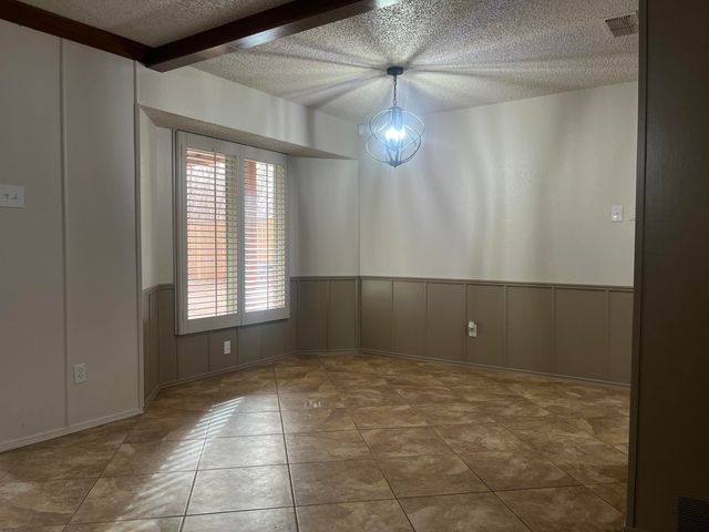 2811 78th Street, Lubbock, TX 79423