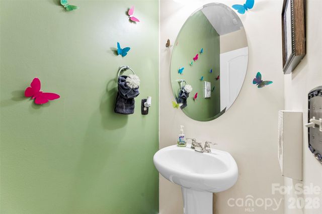 2146 Grist Mill Drive SW, Concord, NC 28025