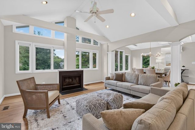 5117 WILLIAMSBURG BLVD, Arlington, VA 22207