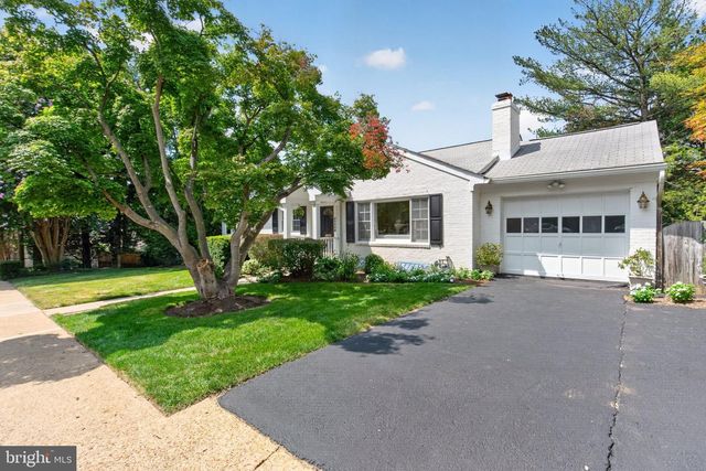 5117 WILLIAMSBURG BLVD, Arlington, VA 22207