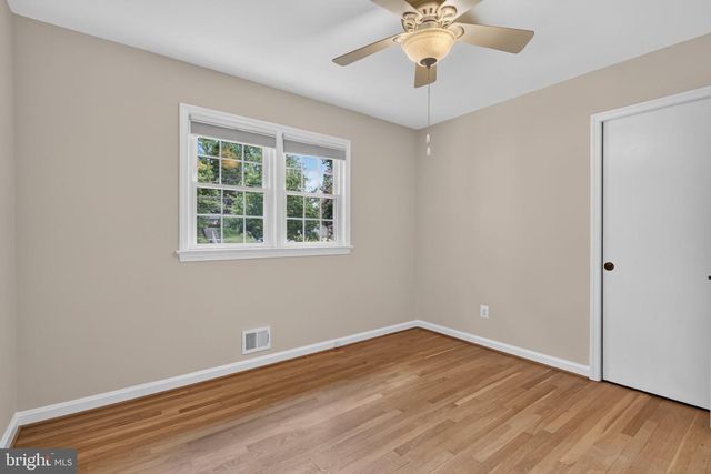 5117 WILLIAMSBURG BLVD, Arlington, VA 22207