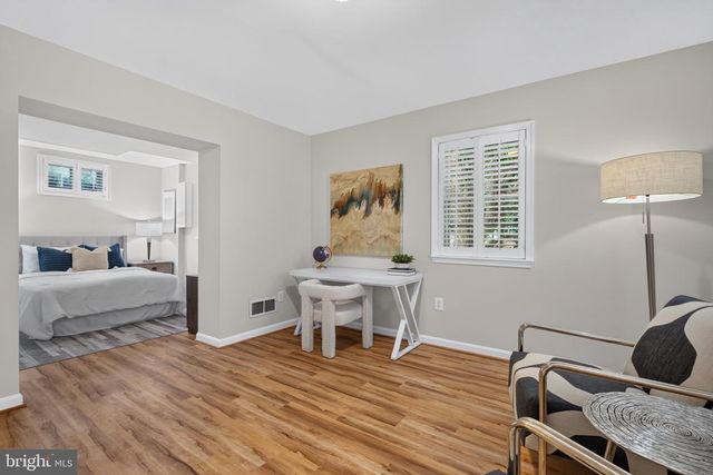 5117 WILLIAMSBURG BLVD, Arlington, VA 22207