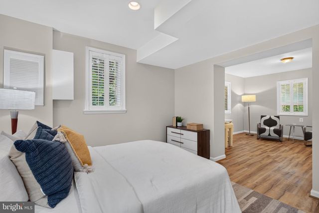 5117 WILLIAMSBURG BLVD, Arlington, VA 22207