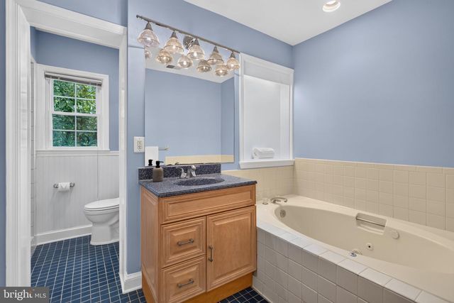 5117 WILLIAMSBURG BLVD, Arlington, VA 22207