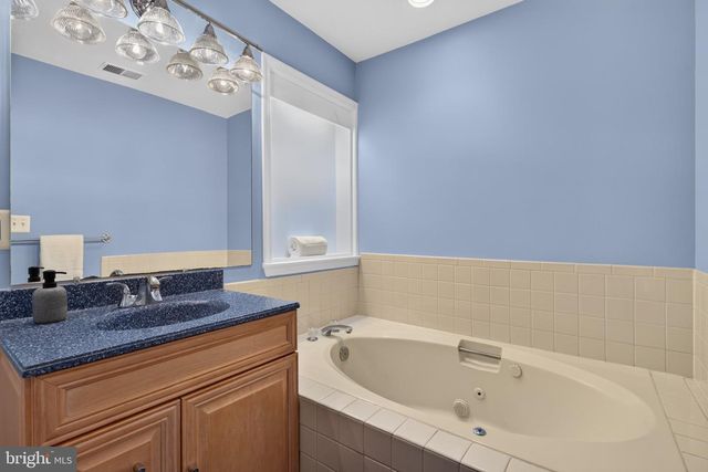 5117 WILLIAMSBURG BLVD, Arlington, VA 22207