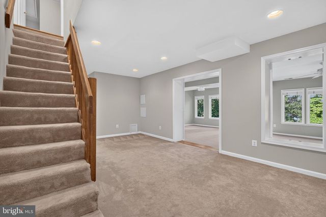 5117 WILLIAMSBURG BLVD, Arlington, VA 22207
