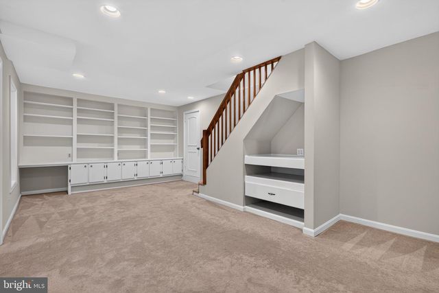 5117 WILLIAMSBURG BLVD, Arlington, VA 22207