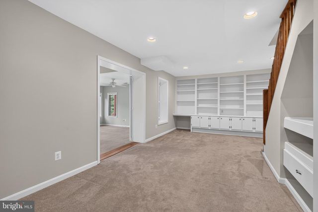5117 WILLIAMSBURG BLVD, Arlington, VA 22207