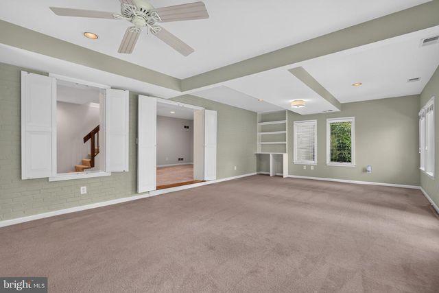 5117 WILLIAMSBURG BLVD, Arlington, VA 22207