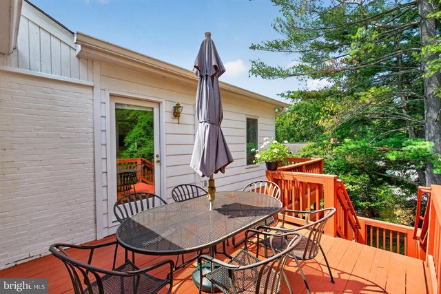 5117 WILLIAMSBURG BLVD, Arlington, VA 22207