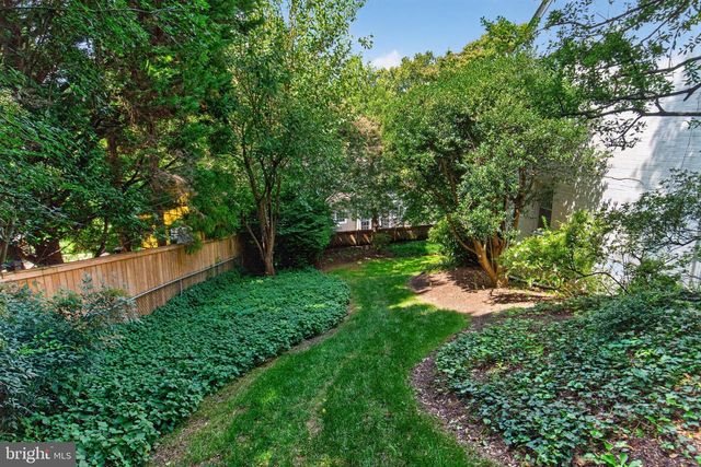 5117 WILLIAMSBURG BLVD, Arlington, VA 22207