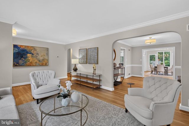 5117 WILLIAMSBURG BLVD, Arlington, VA 22207