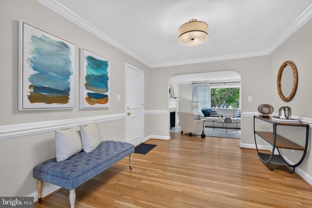 5117 WILLIAMSBURG BLVD, Arlington, VA 22207