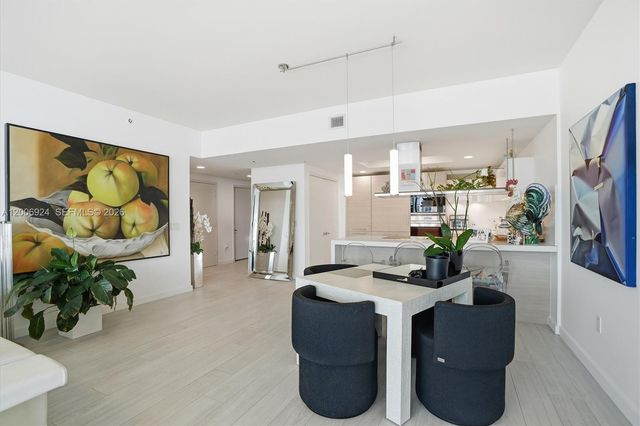 17301 Biscayne Blvd 1905, North Miami Beach, FL 33160