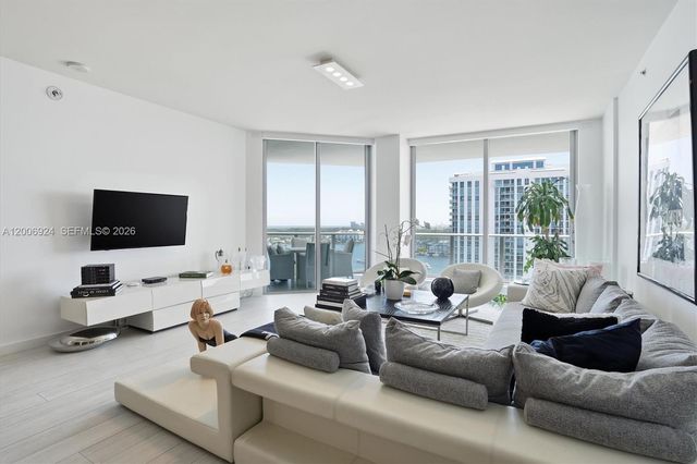 17301 Biscayne Blvd 1905, North Miami Beach, FL 33160