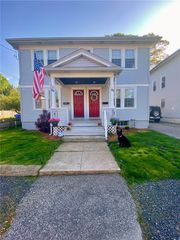21 Washburn Avenue, East Providence, RI 02916