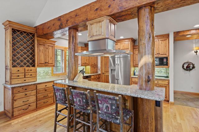 58026 Kinglet Road, Sunriver, OR 97707