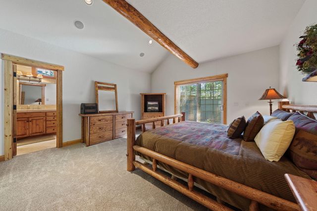 58026 Kinglet Road, Sunriver, OR 97707