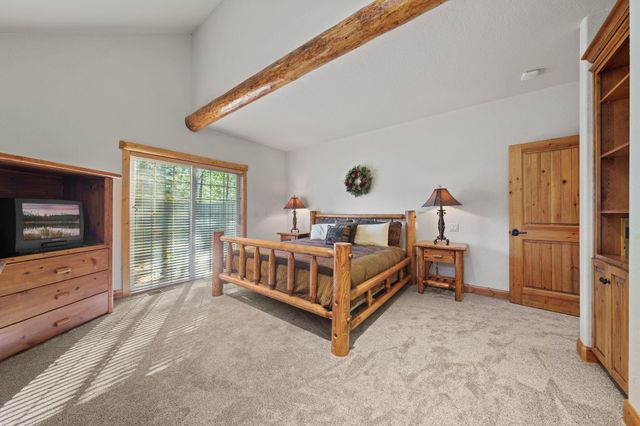 58026 Kinglet Road, Sunriver, OR 97707