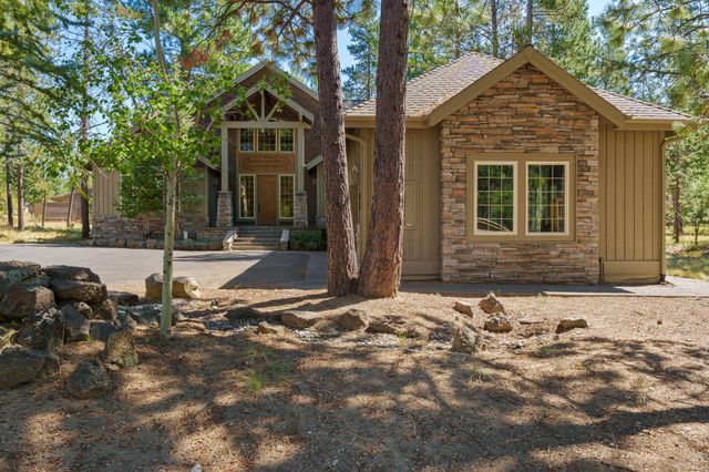 58026 Kinglet Road, Sunriver, OR 97707