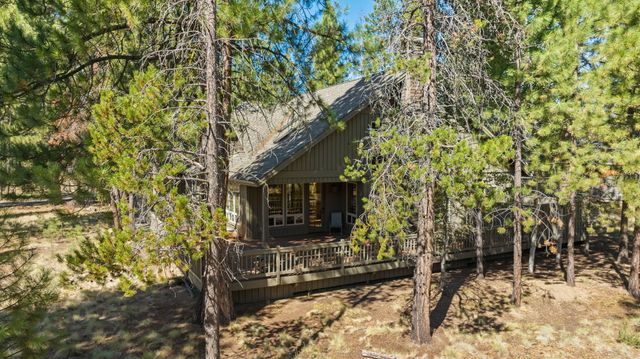 58026 Kinglet Road, Sunriver, OR 97707