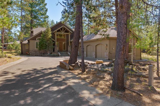 58026 Kinglet Road, Sunriver, OR 97707