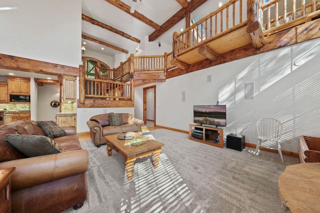 58026 Kinglet Road, Sunriver, OR 97707