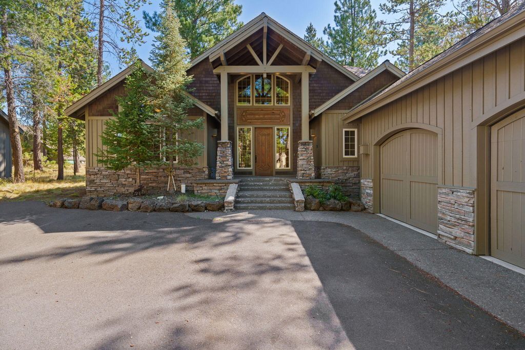 58026 Kinglet Road, Sunriver, OR 97707