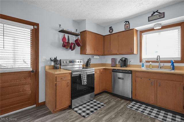 180 W Columbus Street, Pickerington, OH 43147