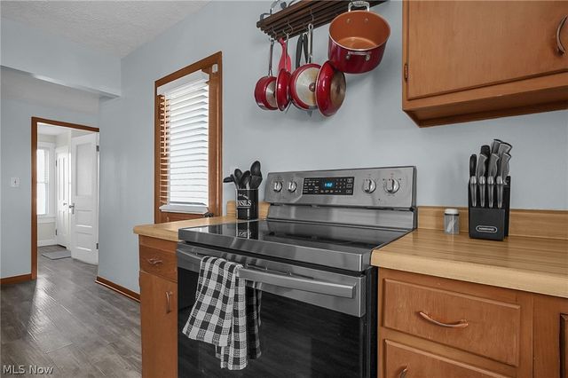 180 W Columbus Street, Pickerington, OH 43147