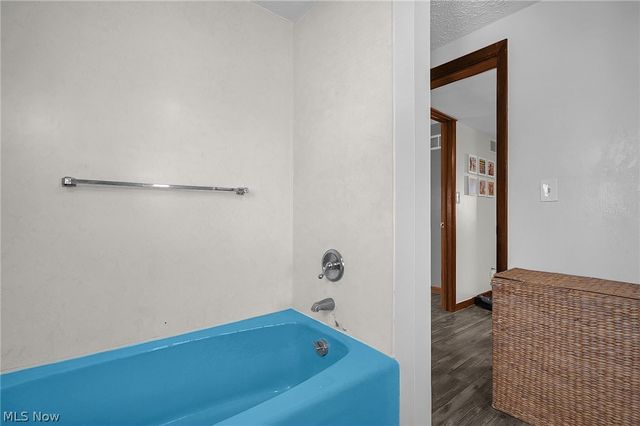 180 W Columbus Street, Pickerington, OH 43147