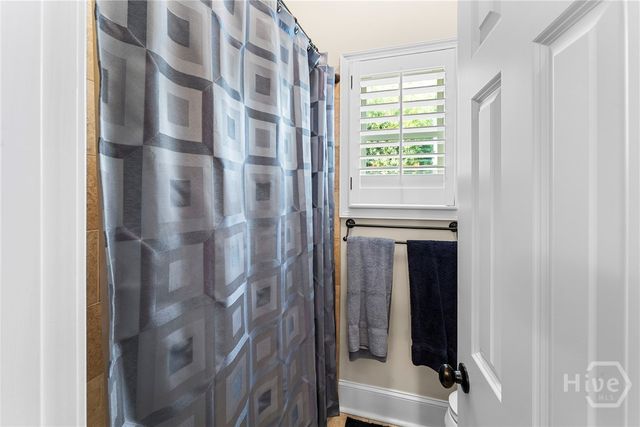 56 Crestwood Drive, Savannah, GA 31405