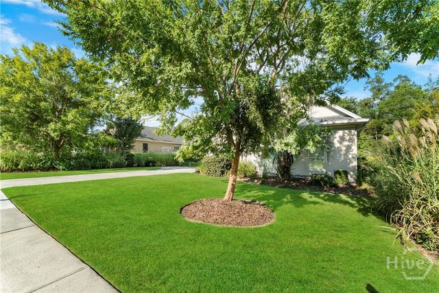 56 Crestwood Drive, Savannah, GA 31405