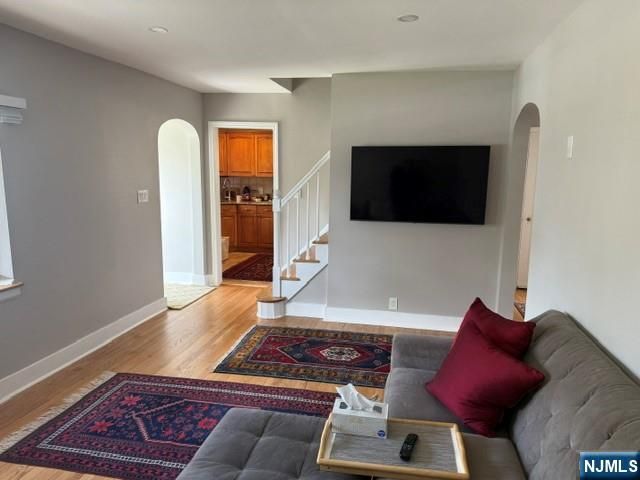 20 Susquehanna Avenue, Rochelle Park, NJ 07662